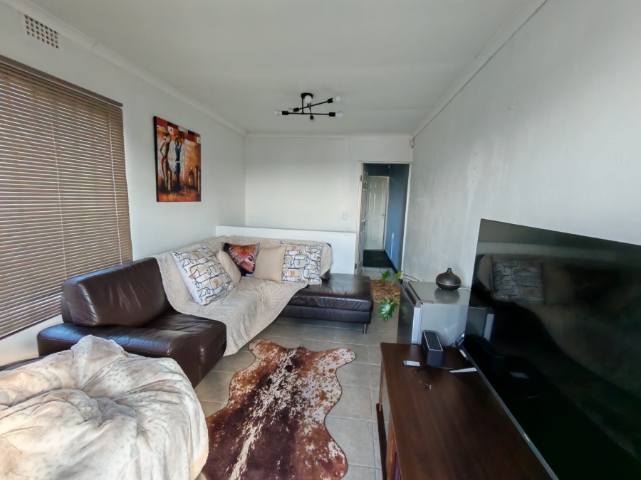 4 Bedroom Property for Sale in Delft Western Cape
